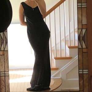 NBD Maxi Formal Black Shoulder Dress